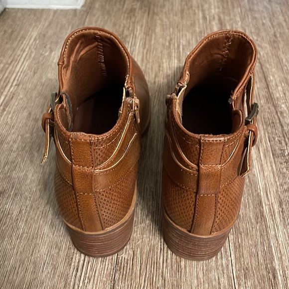 Baretraps Marconi bootie - never worn, brand new - Picture 4 of 8